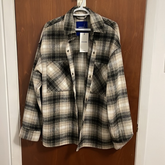 Jack & Jones men’s shacket - Picture 3 of 3